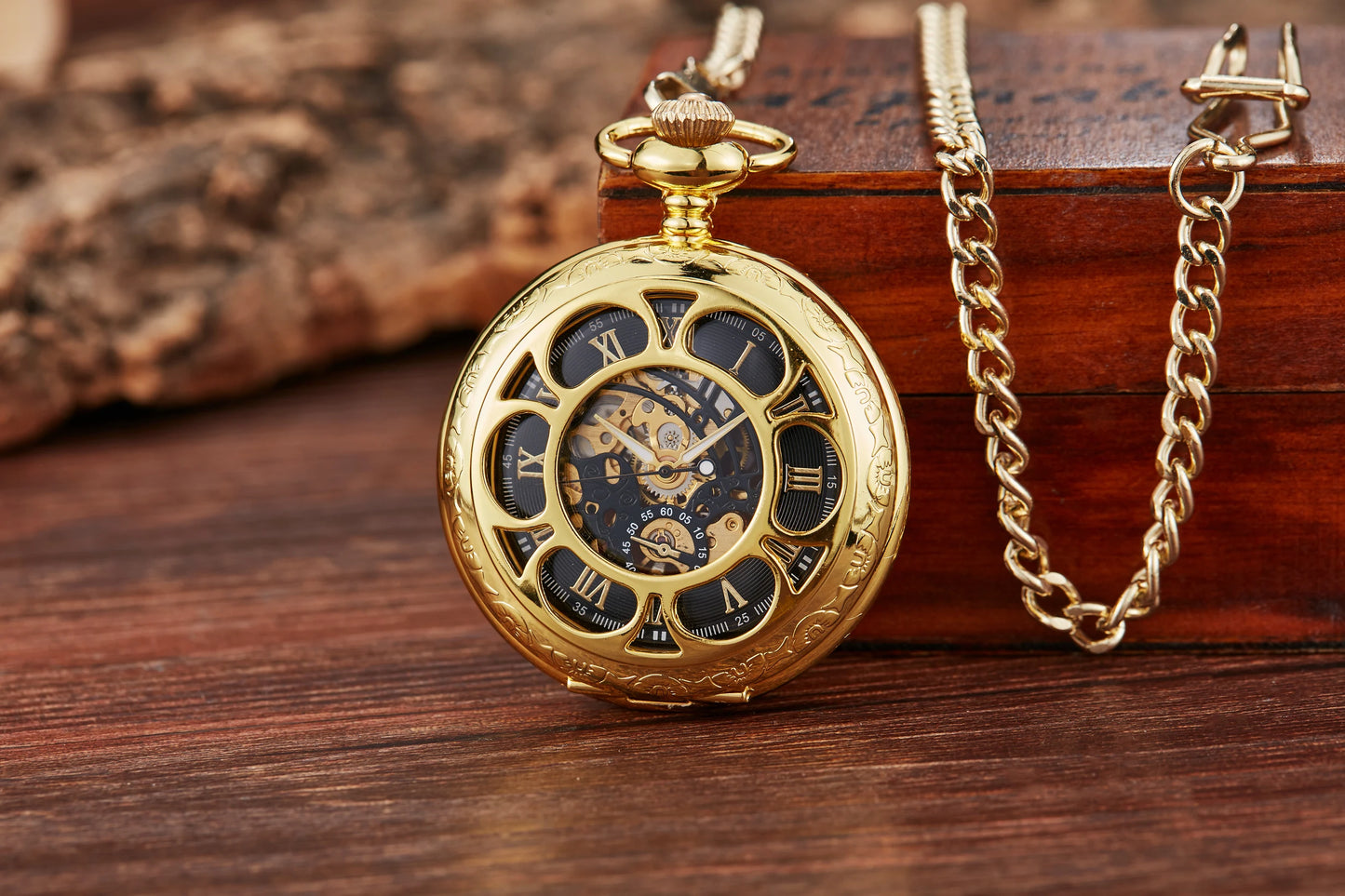 Unique Wood Circel Gear Dial Bronze Antique Mechanical Pocket Watch Men Vintage Engraved Fob Hand Wind Steampunk Watch Women