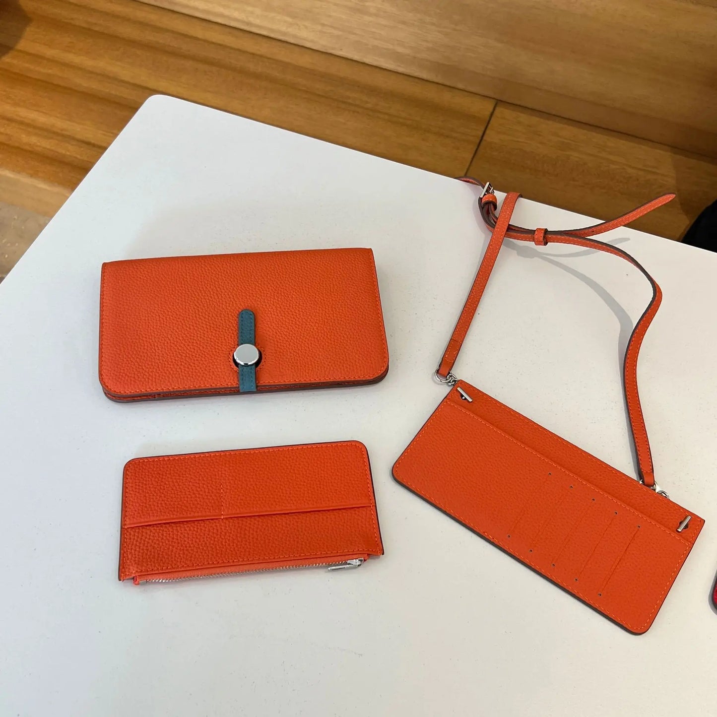 2025 New Large Capacity Long Women's Wallet Top Layer Cow Leather Simple Handbag Litchi Pattern Wallet For Women