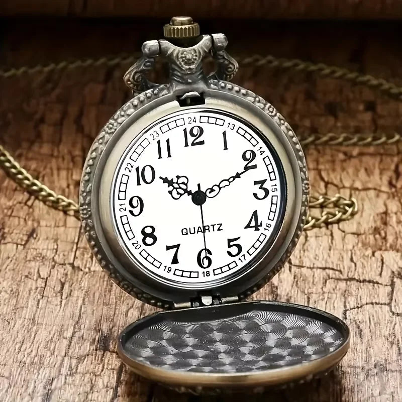 Vintage Grizzly Bronze Animal Carving Quartz Pocket Watch with Necklace, Perfect Gift for Couple Fashion Accessories