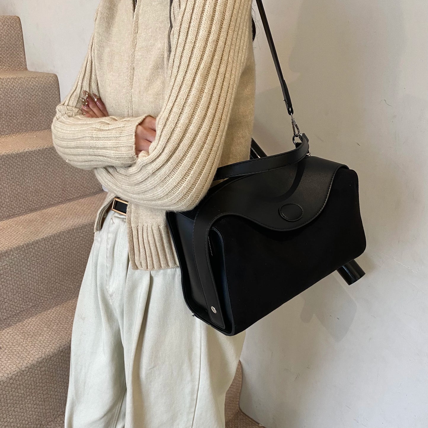 Womens Leather Handbag Designer Fashion Autumn Winter Big Boston Tote Soft Matte Suede Bag Lady Versatile Shoulder Crossbody Bag
