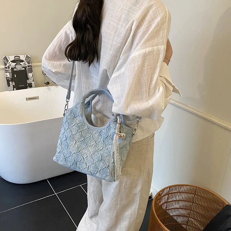 New 2025 Autumn Winter Spacious Handbag for Women  Minimalist Shoulder Crossbody Purse  Fashionable Handbag Gift