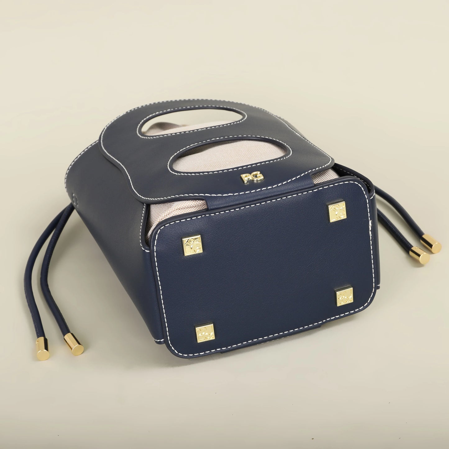 PG Women's Crossbody Bag New Luxury Brand Designer Simple Atmosphere Hollow Design 2025 Fashion Shoulder bag Women's