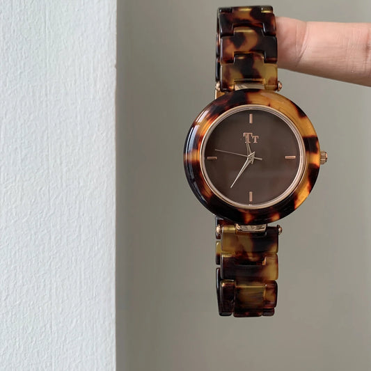 New vintage women's watch Luxury Brand Casual Dress Clock Amber Resin Bracelet Chain Watch Gifts For Women
