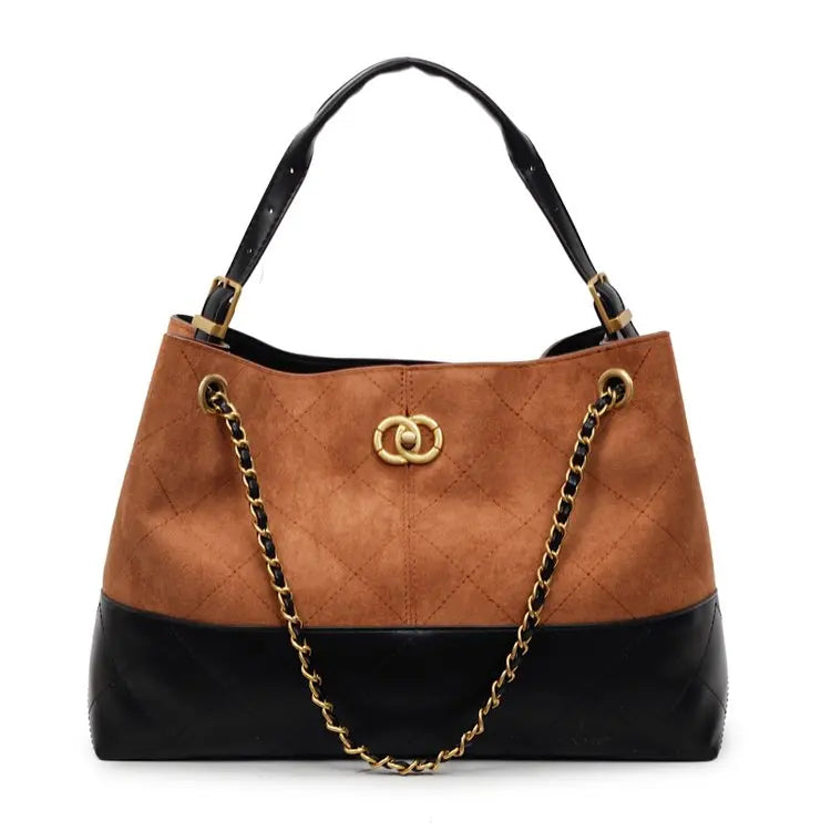 Chic Women's Handbag From Famous Designer In Soft Leather With Popular Classic Appeal And Comfortable Handle