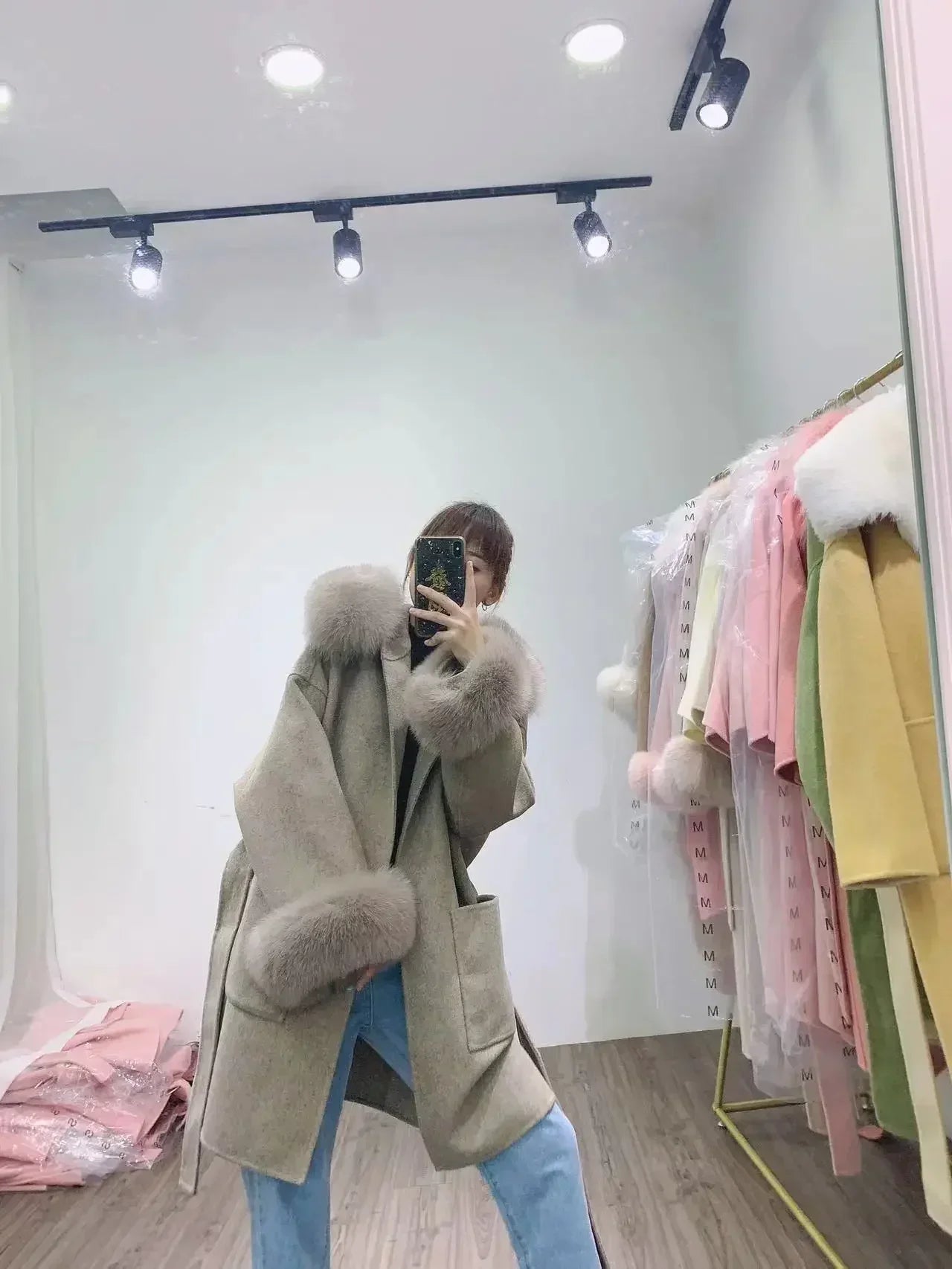 2024 New Woolen Coat Oversize Ladies Outerwear Winter Women Natural Fox Fur Collar Cuffs Jacket Hood Cashmere Wool