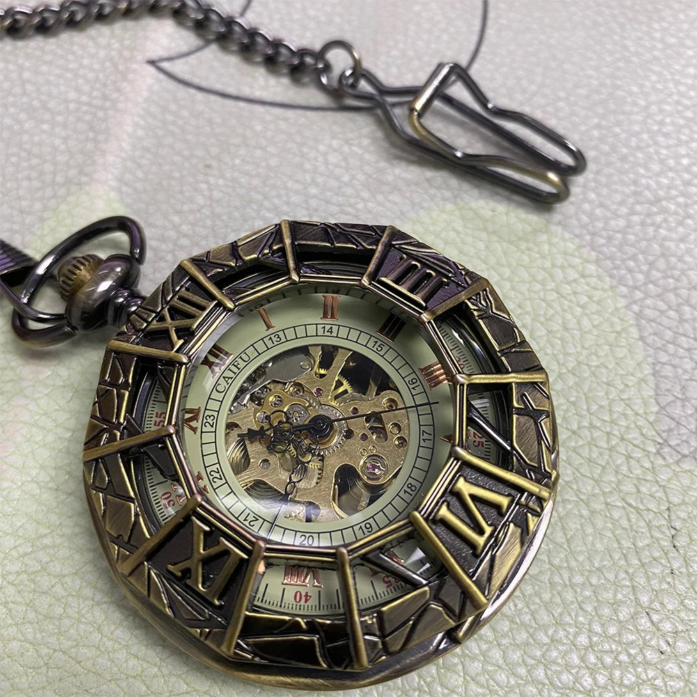 Vintage Bronze Roman Numerals Manual Mechanical Pocket Watch Men Antique Gifts Cool Spider Pattern Back Cover Pocket Clock Man