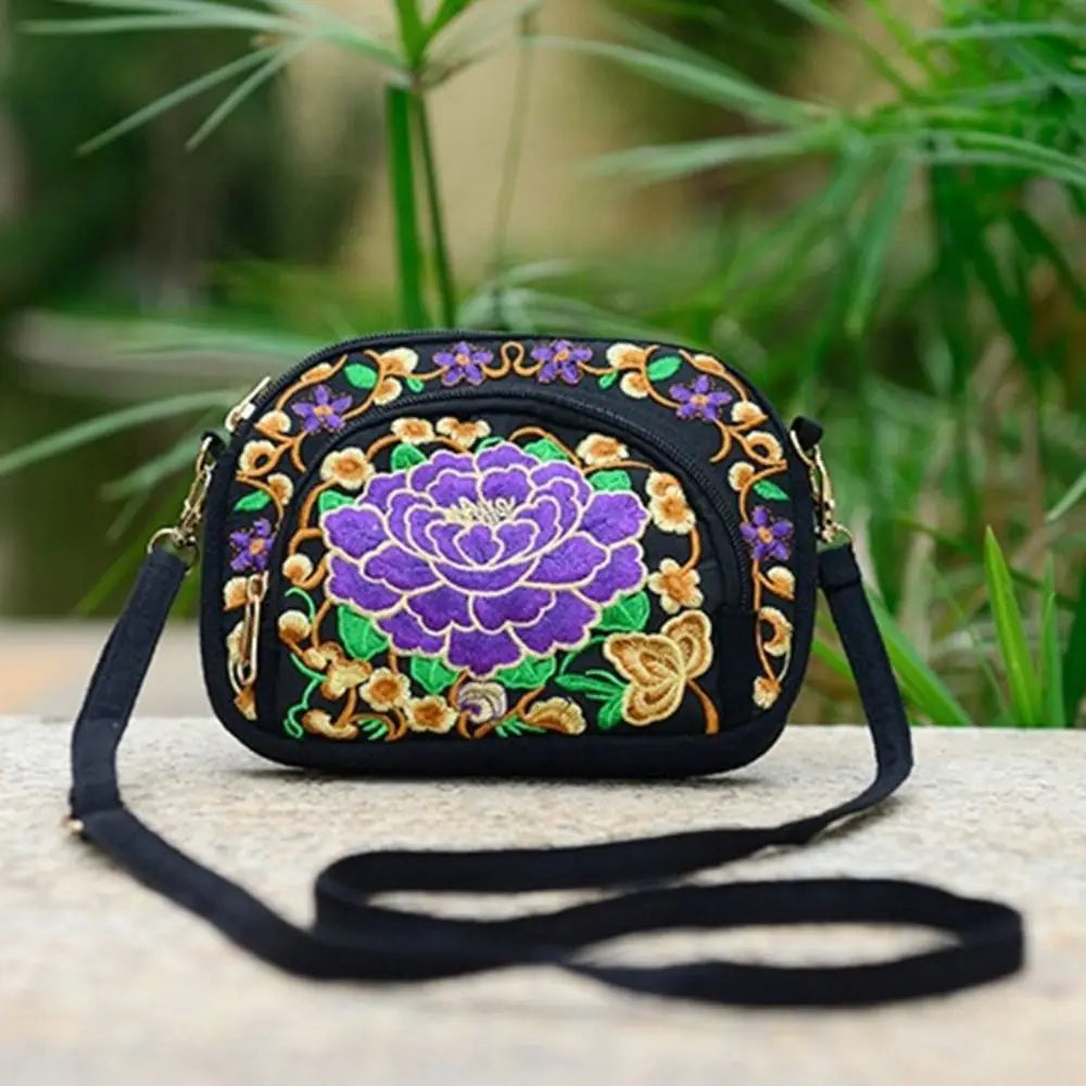Ethnic Style Women Shoulder Bag Vintage Zipper Floral Embroidered Travel Pouch Cotton Mobile Phone Bag Crossbody Bag