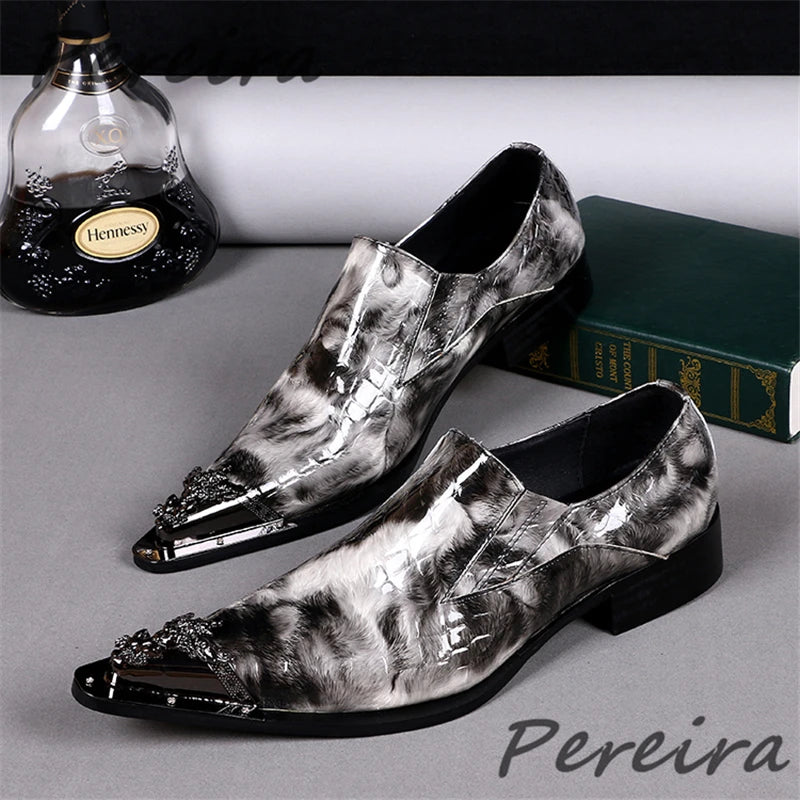 British Style Men Formal Shoes Metal Pointed Toe Patent Leather Low Heel Derby Shoes Fashion Party Banquet Business Dress Shoes