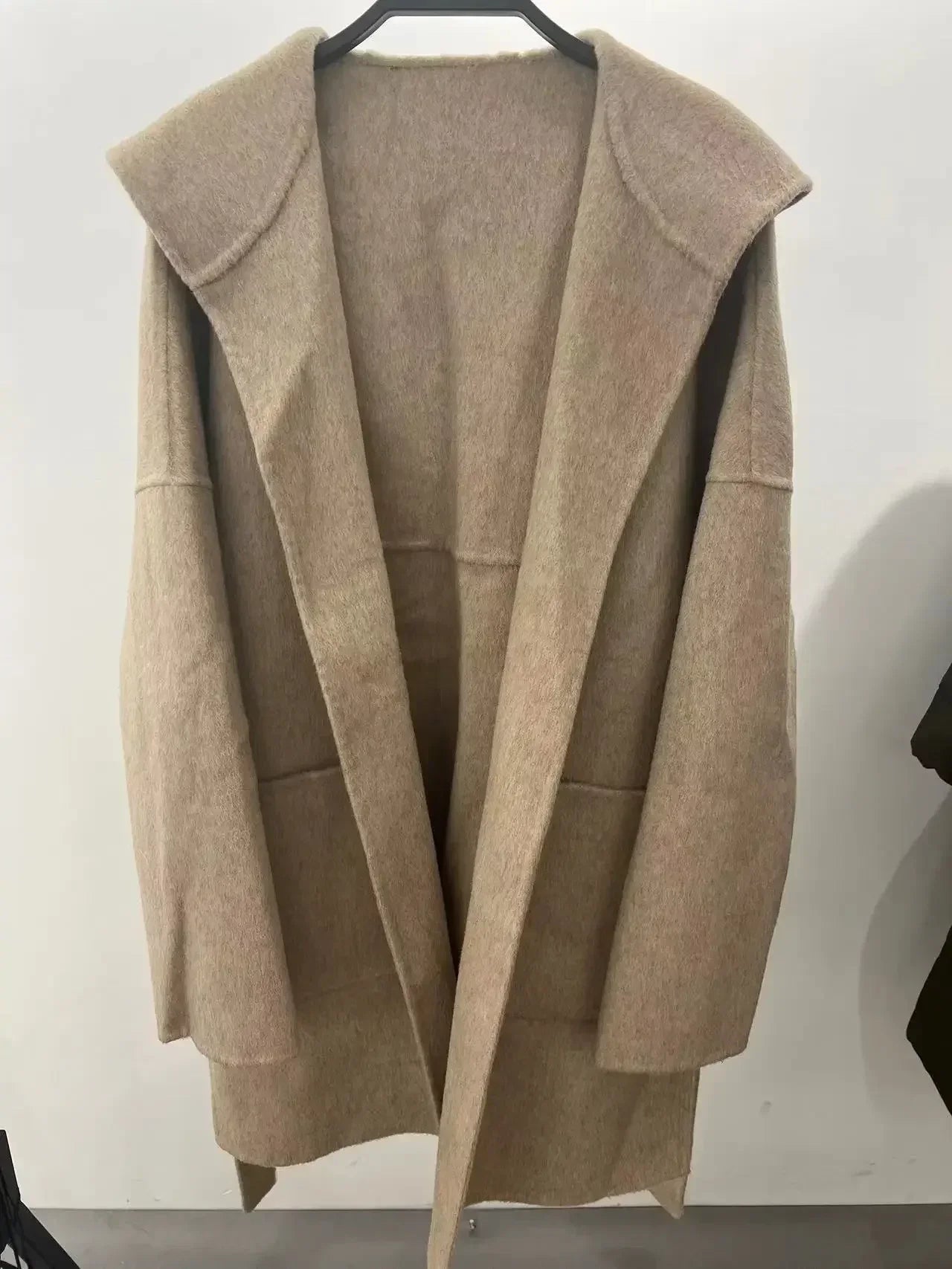 2024 New Woolen Coat Oversize Ladies Outerwear Winter Women Natural Fox Fur Collar Cuffs Jacket Hood Cashmere Wool