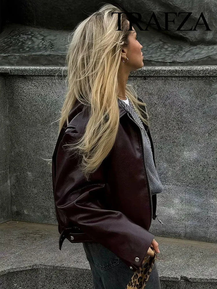 TRAFZA Female Streetwear Style Short Coats Solid Turn-Down Collar Long Sleeves Pockets Zipper Women's Spring Fashion Chic Jacket