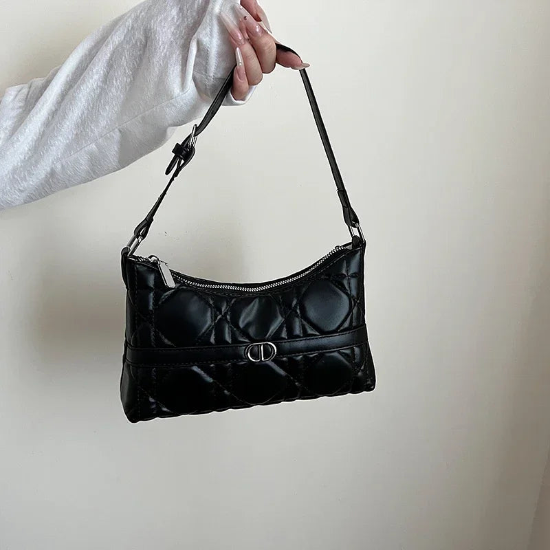 Spacious Ladies Tote Bags By Famous Designer, High-Quality Leather Handbags for Women, Classic Elegant Style