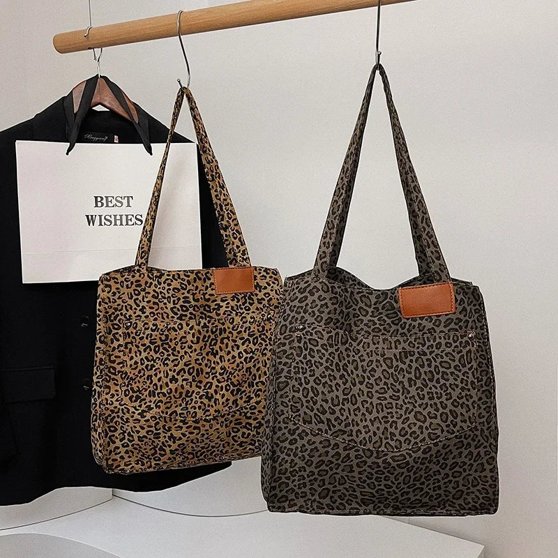 Leopard Large Capacity Canvas 2025 Hot Selling Tote Bag Zipper Simple Fashionable Handbag Soft Versatile Trendy Shoulder Bag
