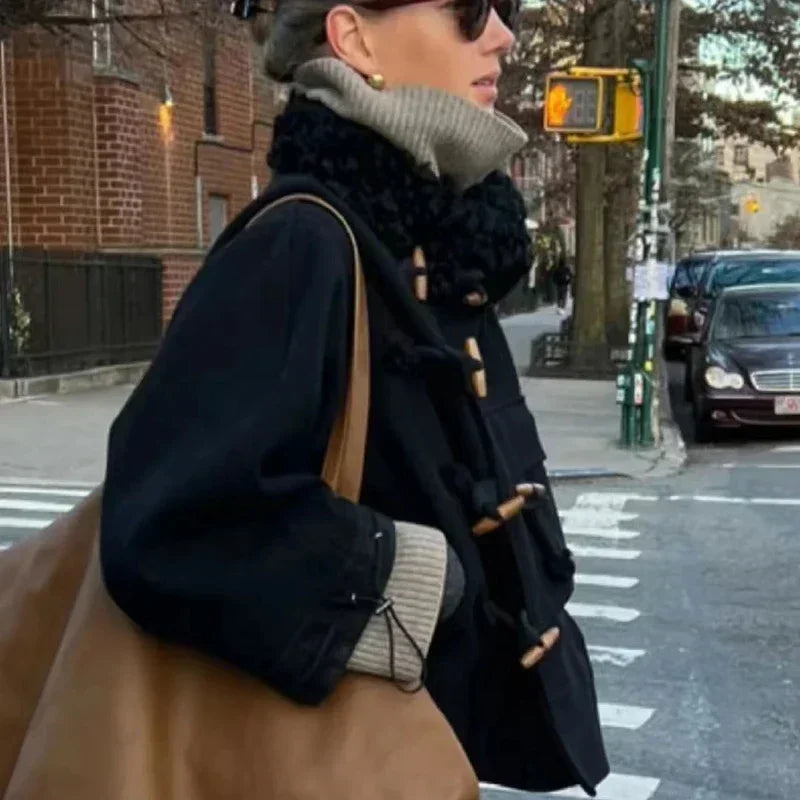 2023 New Autumn and Winter Women Fashion Furry Collar Horn Button Woolen Coat Thick Jacket Style Coat