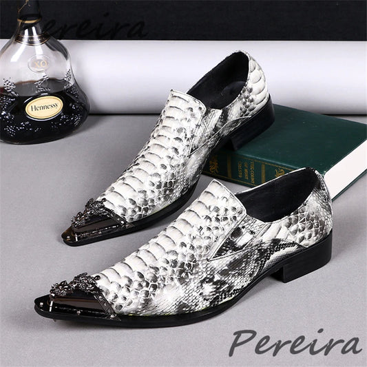 British Style Men Formal Shoes Metal Pointed Toe Patent Leather Low Heel Derby Shoes Fashion Party Banquet Business Dress Shoes