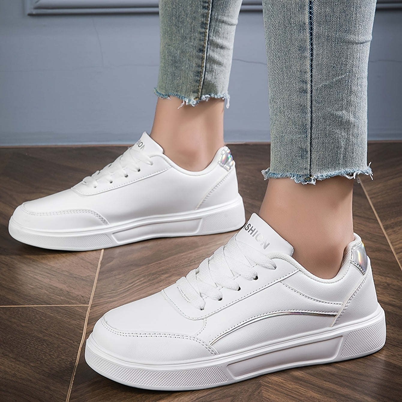 Women's Shoes High Value White Shoes Casual Shoes Sneakers Ladies Shoes Ladies Casual Sports Shoes Spring And Summer New Students Start Of School Season White Shoes 36-42 Large Size Shoes